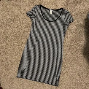 H&M Black and White Striped Form Fitted Dress